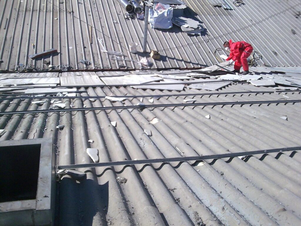 Desmontar Cubierta de Fibrocemento con Amianto | XM Solutions